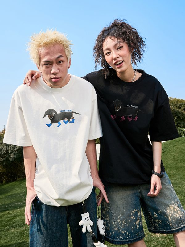 Trendy Sausage Dog Short Sleeve T-Shirt for Couples - American Vintage Loose Fit, Unisex, Summer 2025 Style, Perfect for 90s & Y2K Lovers