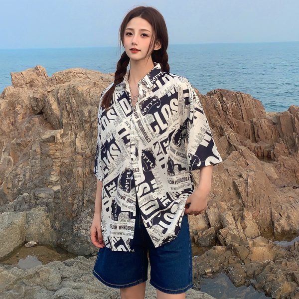 Trendy Short Sleeve Floral Shirt for Women - Hawaiian Beach Style Loose Blouse, 2025 Fashion, Perfect for Summer and Y2K Vibes