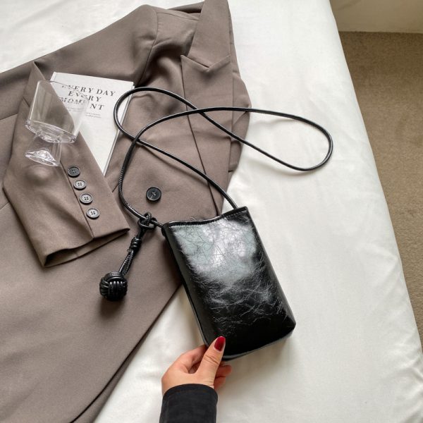 Trendy Silver Crossbody Phone Bag for Women, Lightweight Mini Bag with Unique Texture for Summer 2025 Fashion