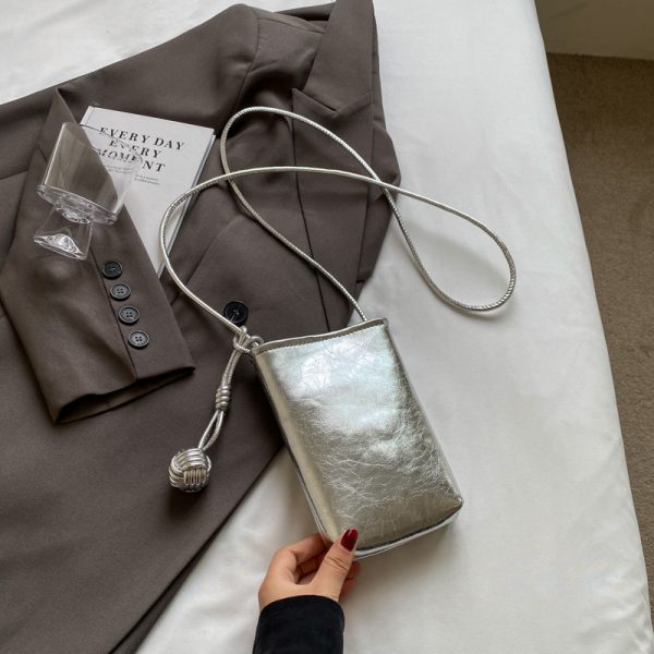 Trendy Silver Crossbody Phone Bag for Women, Lightweight Mini Bag with Unique Texture for Summer 2025 Fashion