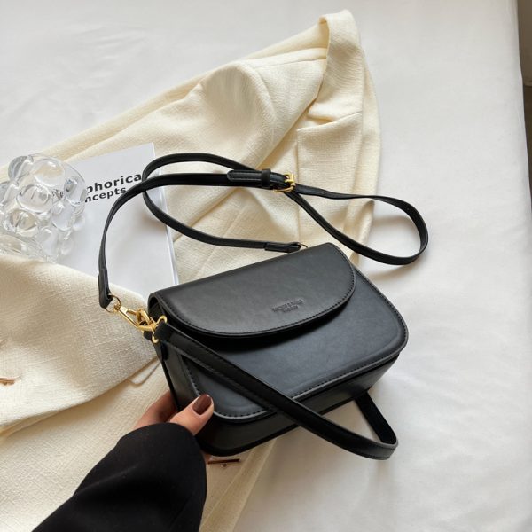 Trendy Summer 2025 Versatile Solid Color Crossbody Shoulder Bag - Chic Small Square Design for Fashionable Outfits