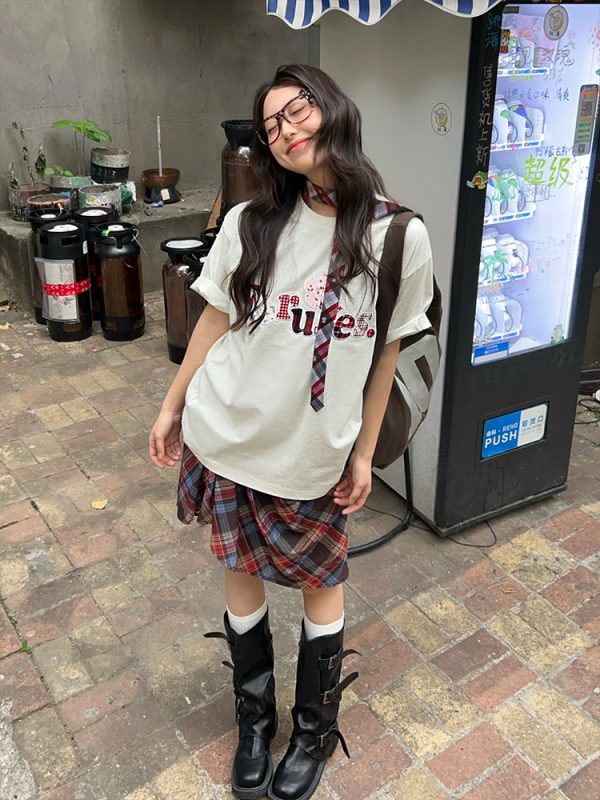 Trendy Unisex Short Sleeve T-Shirt with Plaid Floral Patch Embroidery - Summer Loose Fit Casual Wear