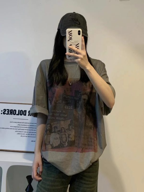 Trendy Vintage Washed Distressed High Street Couple's Short Sleeve T-Shirt for Women - American Style Retro Fashion