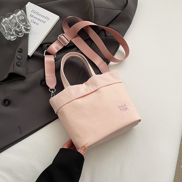 Trendy Women's Casual Bucket Bag 2025 - Versatile Lightweight Handheld Crossbody Bag in Stylish Fabric