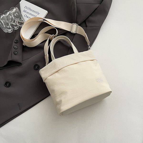 Trendy Women's Casual Bucket Bag 2025 - Versatile Lightweight Handheld Crossbody Bag in Stylish Fabric