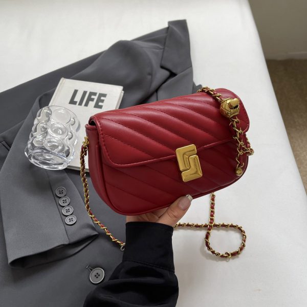 Trendy Women's Crossbody Bag - 2025 Summer Small Diamond-Shaped Square Bag in Chic Chanel-Style for Fashion-Forward Looks