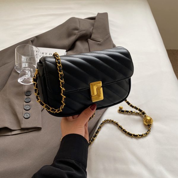 Trendy Women's Crossbody Bag - 2025 Summer Small Diamond-Shaped Square Bag in Chic Chanel-Style for Fashion-Forward Looks