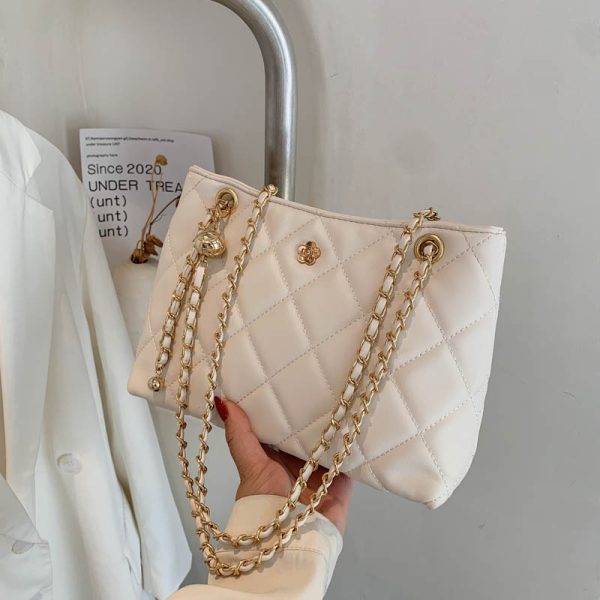Trendy Women's Crossbody Bag - Large Capacity Diamond Pattern Shoulder Bag for Spring/Summer 2025, Versatile Chain Design