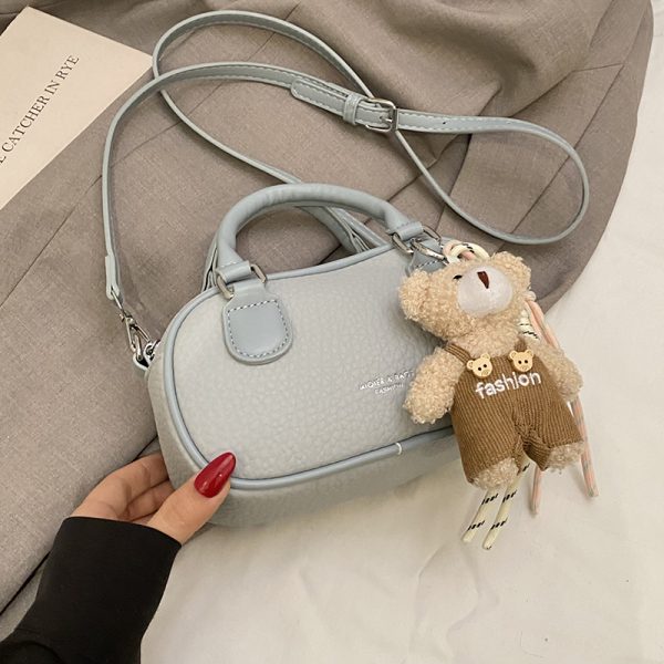 Trendy Women's High-End Shoulder Bag 2025 - Versatile Crossbody Handbag for Commuting and Daily Use