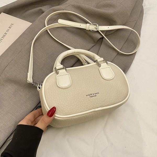Trendy Women's High-End Shoulder Bag 2025 - Versatile Crossbody Handbag for Commuting and Daily Use
