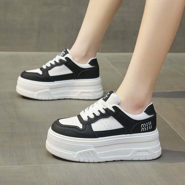 Trendy Women's Little White Sneakers 2024 - Thick-Soled Casual Platform Shoes for Petite Height with Hidden Elevation