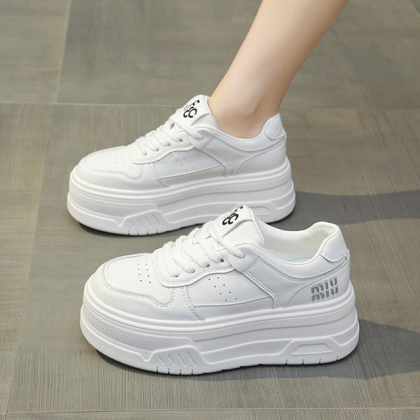 Trendy Women's Little White Sneakers 2024 - Thick-Soled Casual Platform Shoes for Petite Height with Hidden Elevation