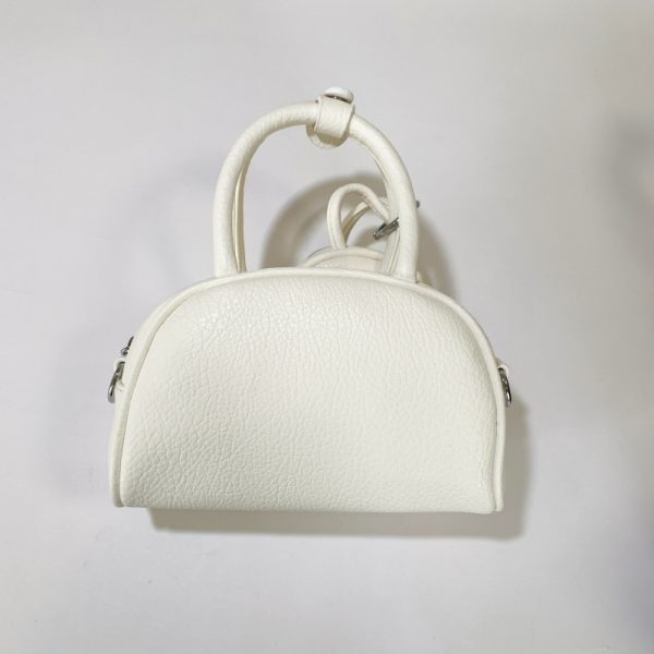 Trendy Women's Red Shoulder Bag - 2025 High-End Commuter Crossbody Pillow Bag for Fashion Lovers