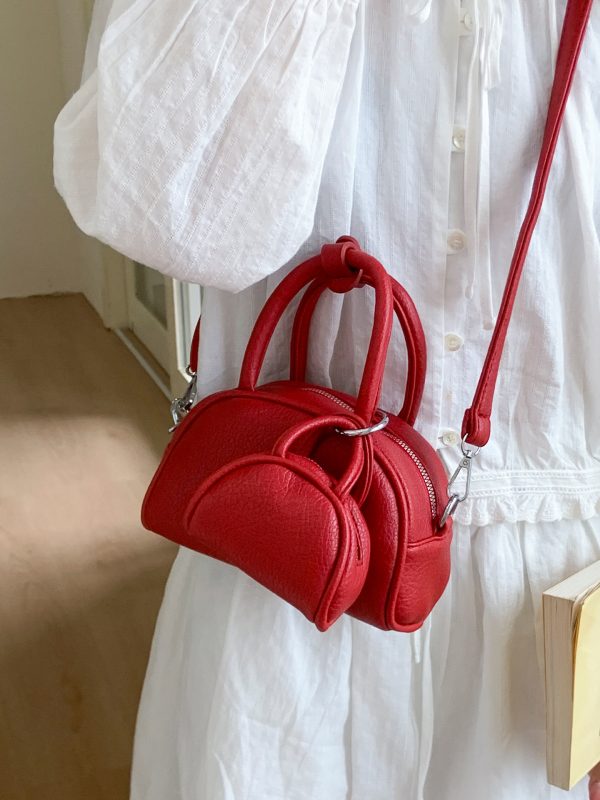 Trendy Women's Red Shoulder Bag - 2025 High-End Commuter Crossbody Pillow Bag for Fashion Lovers