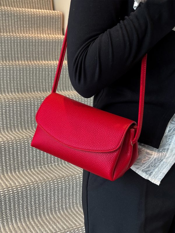 Trendy Women's Red Shoulder Crossbody Bag 2025 - Versatile Small Handbag for Fashionable Everyday Use