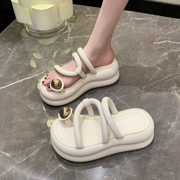 Trendy Women's Summer 2024 Thick-Soled Toe-Post Beach Sandals - Height-Increasing Slippers for a Chic Look