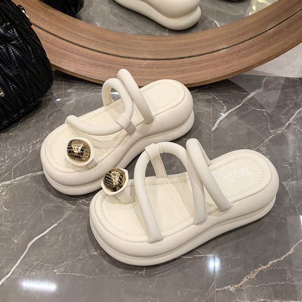 Trendy Women's Summer 2024 Thick-Soled Toe-Post Beach Sandals - Height-Increasing Slippers for a Chic Look