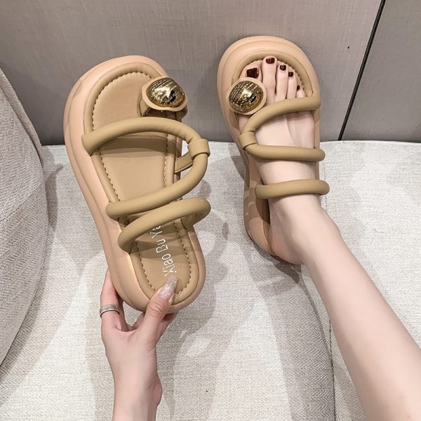 Trendy Women's Summer 2024 Thick-Soled Toe-Post Beach Sandals - Height-Increasing Slippers for a Chic Look
