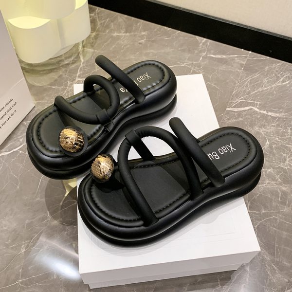 Trendy Women's Summer 2024 Thick-Soled Toe-Post Beach Sandals - Height-Increasing Slippers for a Chic Look