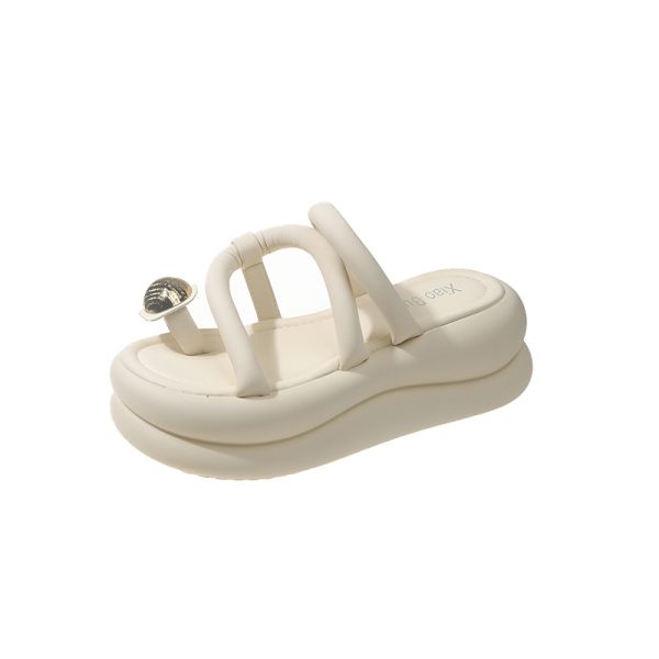 Trendy Women's Summer 2024 Thick-Soled Toe-Post Beach Sandals - Height-Increasing Slippers for a Chic Look