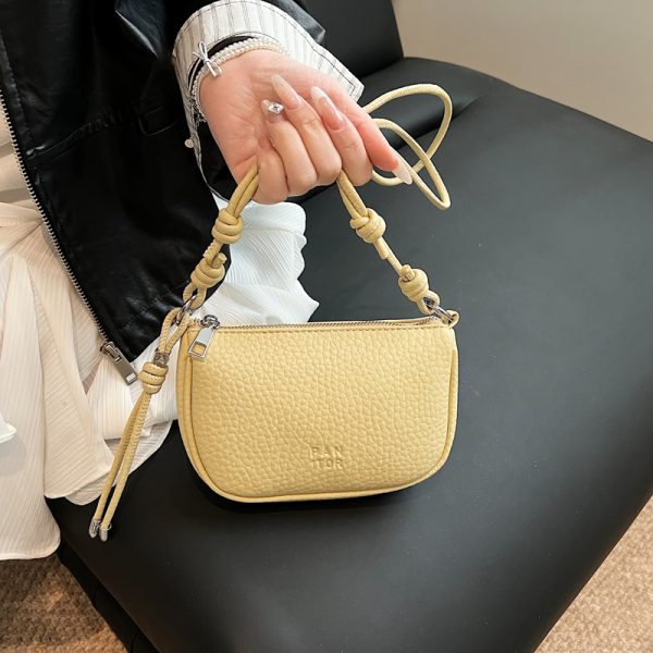 Trendy Women's Summer Crossbody Phone Bag - Casual Zipper Small Bag for Commuting, 2025 Fashion Essential