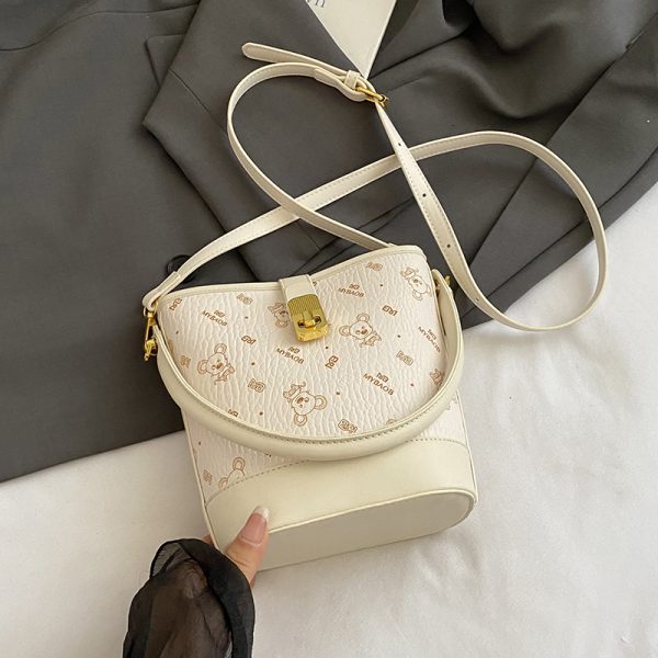 Trendy Women's Tote Bag 2025 - Versatile Shoulder & Crossbody Bucket Bag for Commuting and Daily Fashion