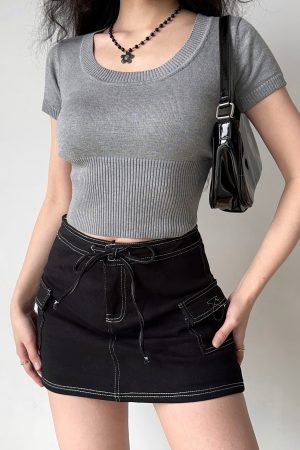U-Neck Ribbed Knit Short Sleeve T-Shirt for Women - Summer Slim Fit Top in European and American Style, Sexy Casual Fashion