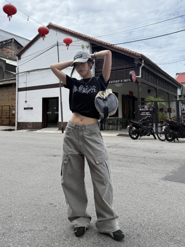Unisex High Street Multi-Pocket Cargo Pants with Curved Knife Design - Loose Fit, Casual, Washed Look, Perfect for Y2K Style