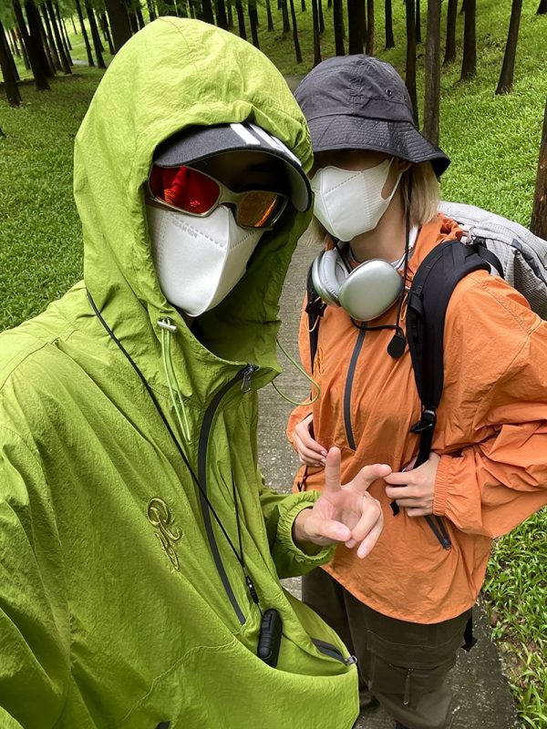 Unisex Outdoor Functional Hooded Quick-Dry Jacket - UPF50+ Sun Protection Cycling Windbreaker for Spring & Summer Adventures
