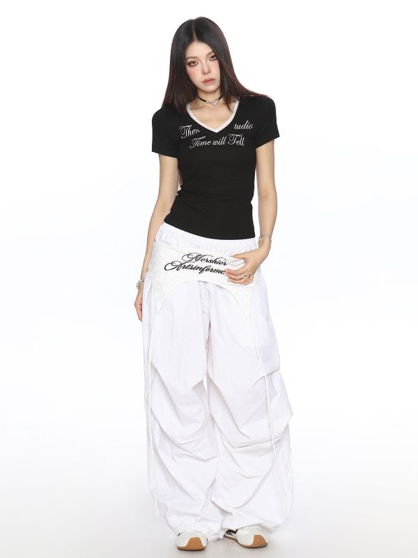 V-neck Lace-Trimmed Letter Short-Sleeve Cropped T-Shirt for Women - Summer Slim-Fit American Style 90s Trendy Top