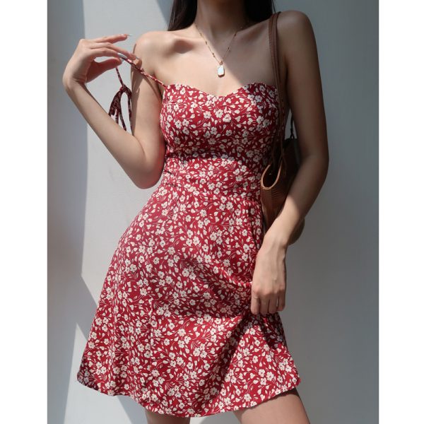 V-neck Red Floral Spaghetti Strap Dress - Vintage Slim Fit Waist-Tie Short Vacation Dress in French Style