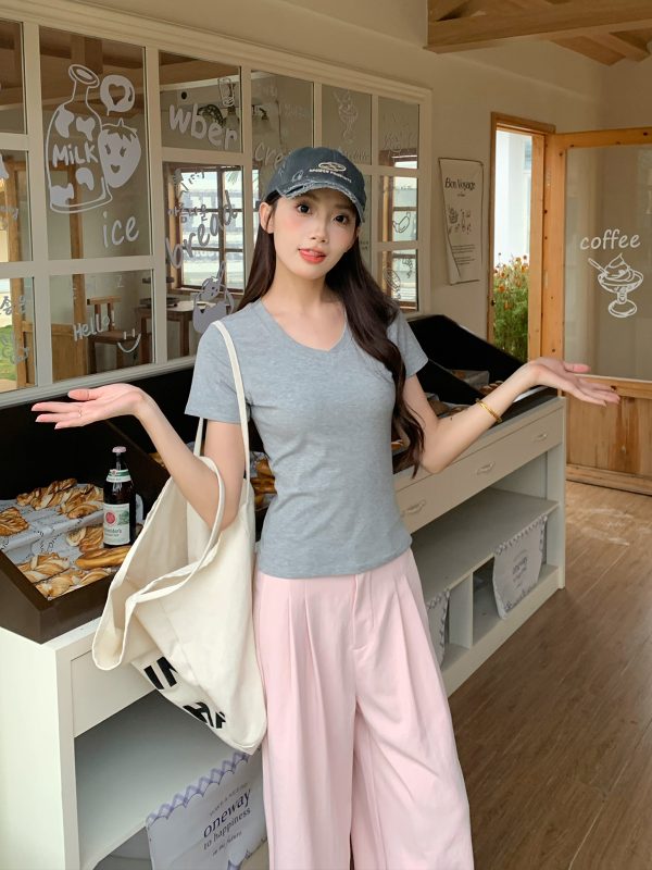 V-Neck Short Sleeve T-Shirt for Women - American Vintage Slim Fit Top - 2025 Summer Essential - Casual 90s Style Base Layer
