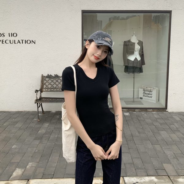 V-Neck Short Sleeve T-Shirt for Women - American Vintage Slim Fit Top - 2025 Summer Essential - Casual 90s Style Base Layer