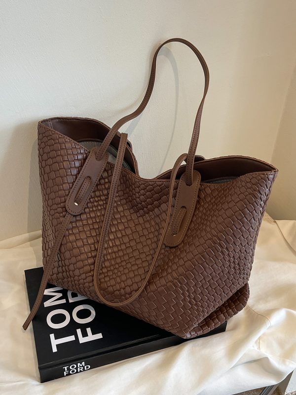 Versatile Large-Capacity Shoulder Tote Bag for Women - High-End Autumn/Winter 2025 Commuting Bag for Work and Leisure