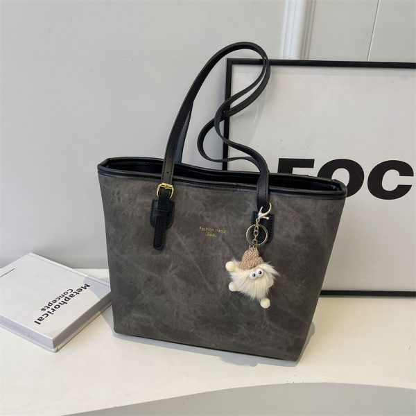 Versatile Single-Shoulder Tote Bag for Women, Large Capacity Commuter Bag, 2025 Spring/Summer Fashion, Stylish for Students