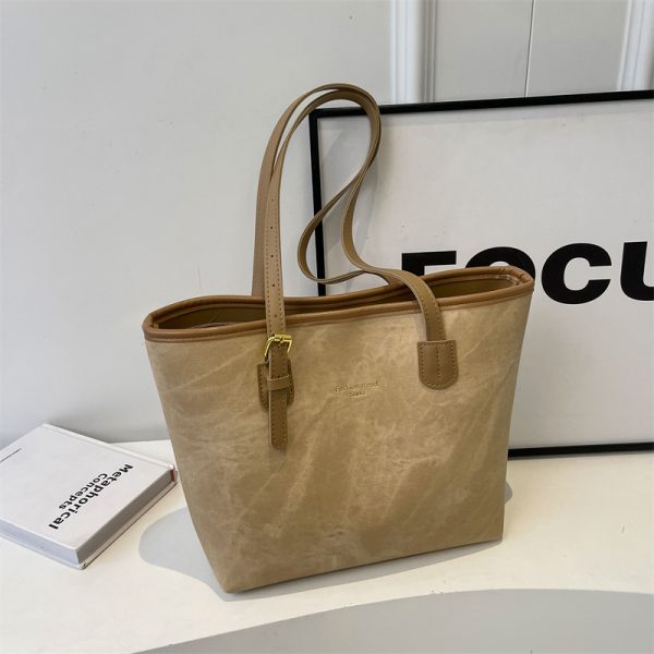 Versatile Single-Shoulder Tote Bag for Women, Large Capacity Commuter Bag, 2025 Spring/Summer Fashion, Stylish for Students