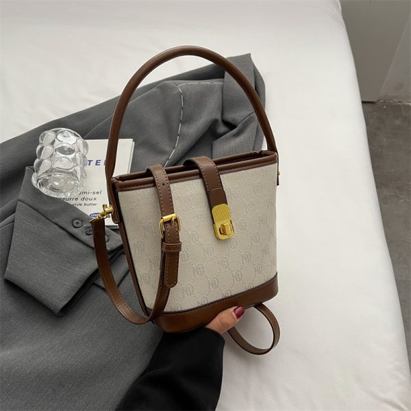 Versatile Women's Color-Blocking Bucket Bag - 2025 Trendy Casual Crossbody Handbag with High-End Appeal