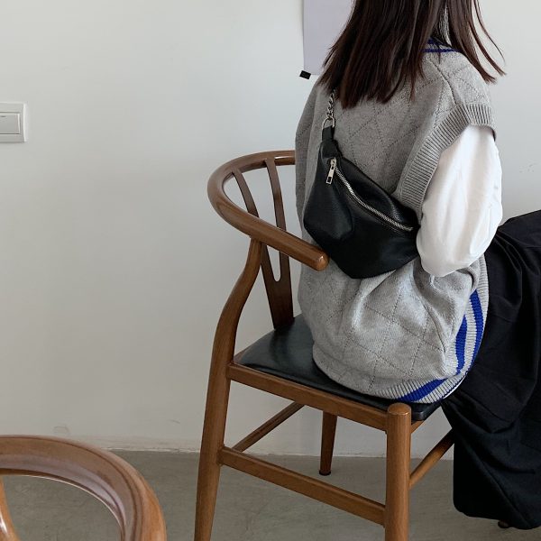 Versatile Women's Small Chest Bag - 2025 Niche Design, Spring/Summer Crossbody Phone Bag, Perfect for Casual Outings