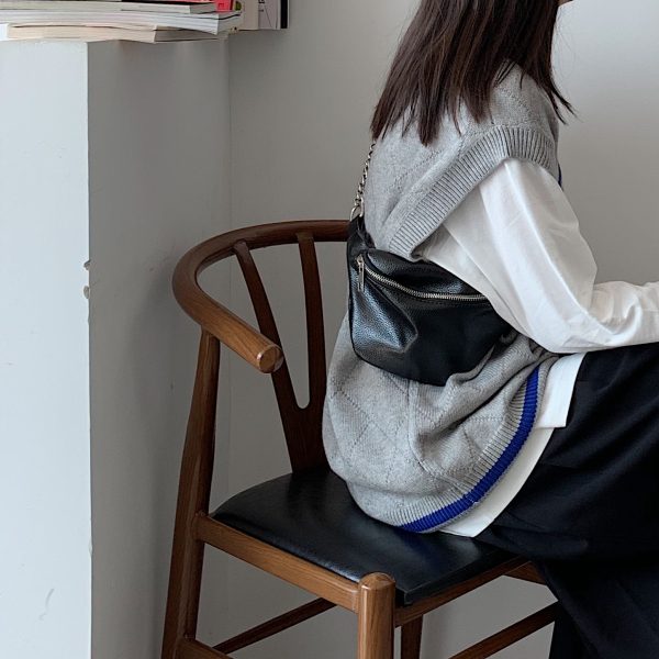 Versatile Women's Small Chest Bag - 2025 Niche Design, Spring/Summer Crossbody Phone Bag, Perfect for Casual Outings