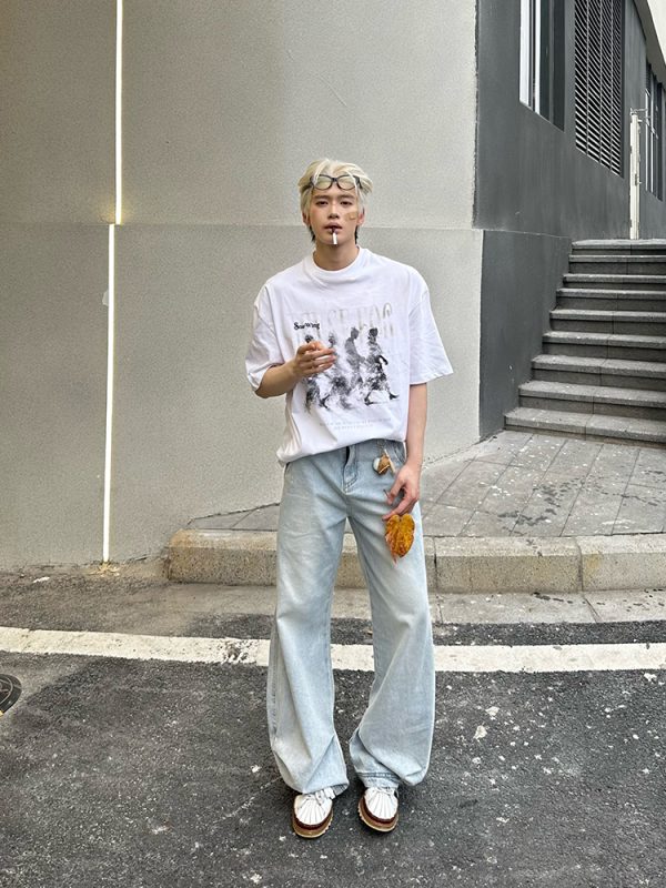 Vintage Distressed Blurry Portrait Print Short Sleeve Unisex Casual Streetwear T-Shirt for Summer, Retro 90s Style