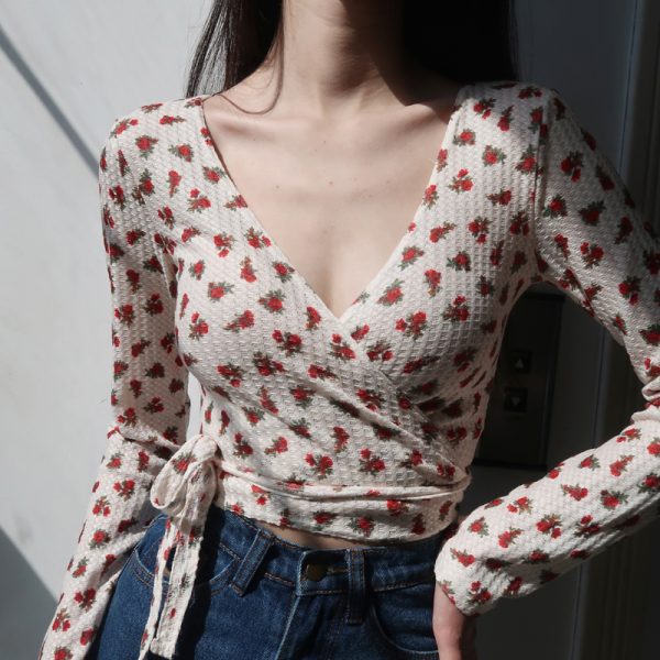 Vintage Floral Deep V-Neck Long Sleeve Cardigan Shirt for Women - Slim Fit Summer Sun Protection Fashion