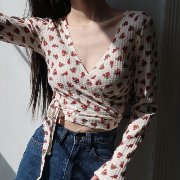 Vintage Floral Deep V-Neck Long Sleeve Cardigan Shirt for Women - Slim Fit Summer Sun Protection Fashion