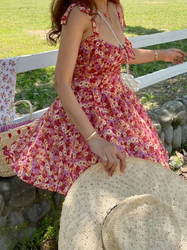 Vintage Floral Waist-Cinched Cami Dress with Square Neck - Spring/Summer 2025 Vacation Style, Y2K Inspired Fashion