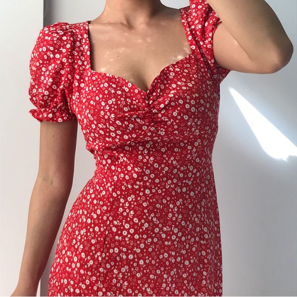 Vintage French Floral Cottage Dress with Square Neck, Pleated Design, Puff Sleeves, and Side Slit - Perfect for Y2K and 90s Style