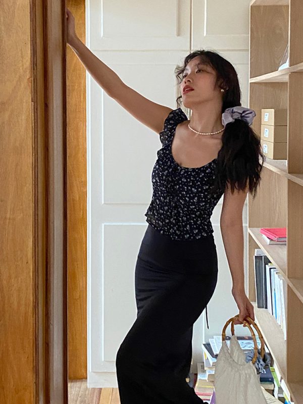 Vintage French Floral Tank Top for Women - Slim-Fit, Ruffled Design, Waist-Cinching, Y2K Style