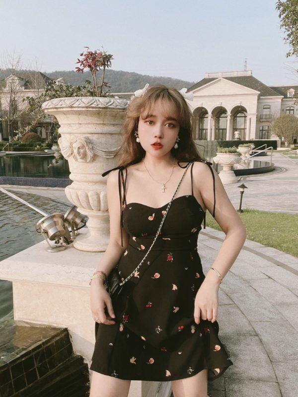 Vintage French Fruit Print A-Line Slip Dress - Waist-Cinching Short Skirt for Spring/Summer 2025 - Chic 90s Inspired Style