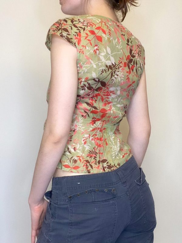 Vintage French Style Lace-Up Short Sleeve T-Shirt for Women, Low V-Neck, Waist-Defined, Summer Fashion Top, Dappled Branch Design