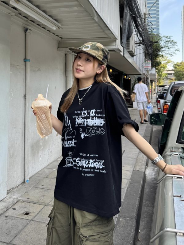 Vintage Hand-Drawn Graffiti Short Sleeve T-Shirt for Men and Women - Trendy American Design Summer Top, 90s Style, Unisex