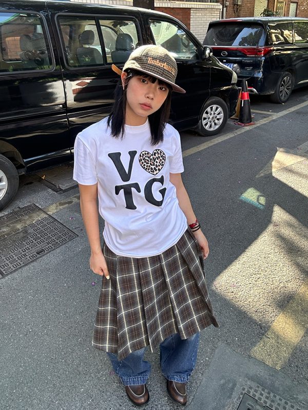 Vintage Heart Letter Printed Short Sleeve T-Shirt for Men and Women, Casual Loose Fit, Spring Summer American Style