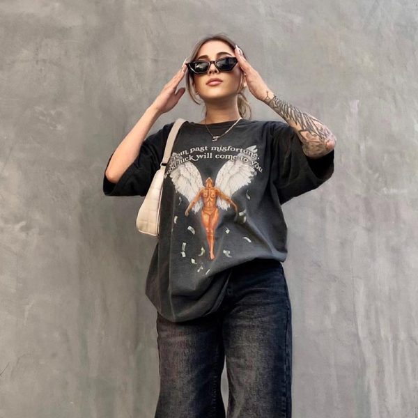 Vintage-Inspired Black Short Sleeve T-Shirt for Women - Retro American Style, Loose Fit for Summer Fashion